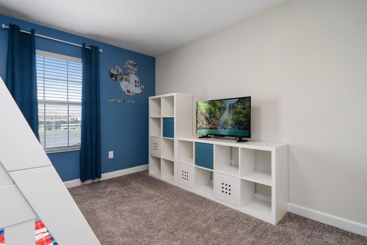 Four Bedrooms With Screen Poolstoreylake 4910 Kissimmee