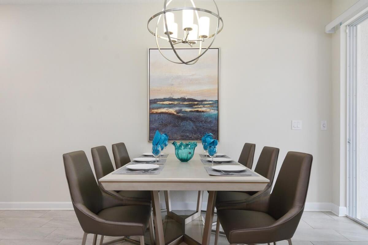 Four Bedrooms With Screen Poolstoreylake 4910 Kissimmee